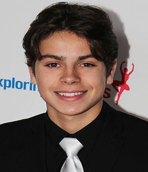 Jake T. Austin Height Girlfriend Wiki & Net Worth