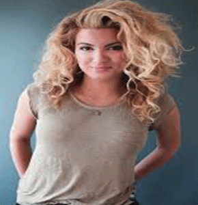 Tori Kelly 