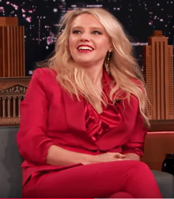 Kate McKinnon Biography Height & Affairs