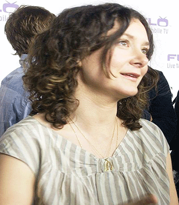 Sara Gilbert 