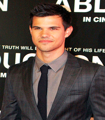 Taylor Lautner Height Girlfriend Bio Net Worth Famous Born