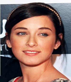 Margo Harshman Height Boyfriend Bio & Net Worth