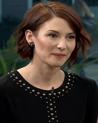 Chyler Leigh Height Husband Bio Wiki Amp Net Worth Famous Born